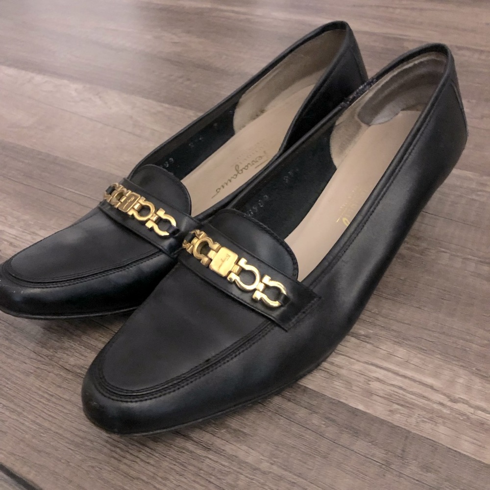 Salvatore Ferragamo Black Pumps